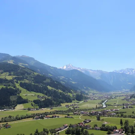 By Interhome Appartement Aschau Im Zillertal