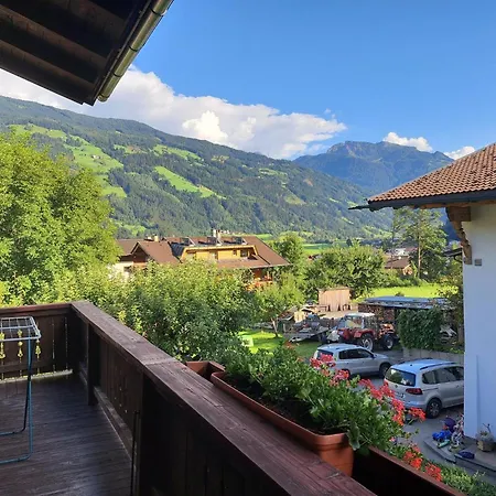 By Interhome * Aschau Im Zillertal